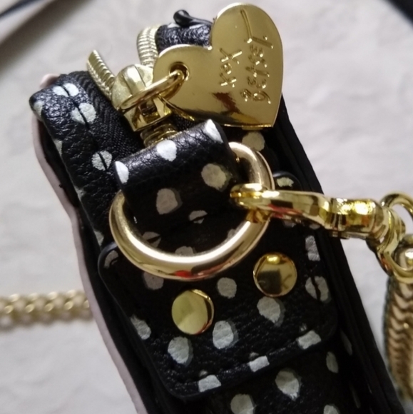 🆕️ Very Rare Betsey Johnson Elegant Rotary Phone Bag - Picture 3 of 10